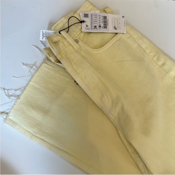 Zara Butter Yellow Jeans - Picture 3 of 11